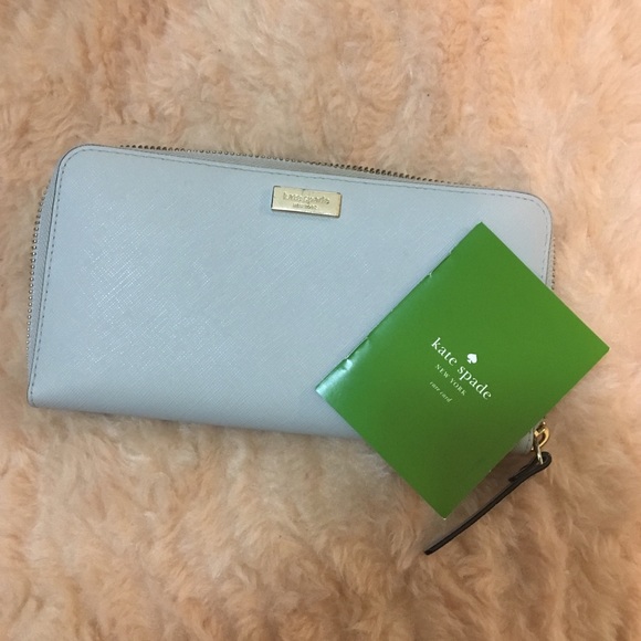 KATE SPADE THOMPSON STREET LACEY WALLET - Picture 3 of 4